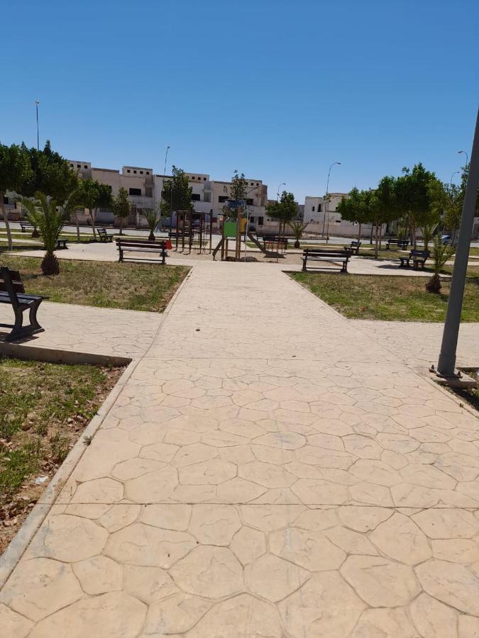 Appartement Nador Wifi Gratuit Clima Mobile Екстериор снимка